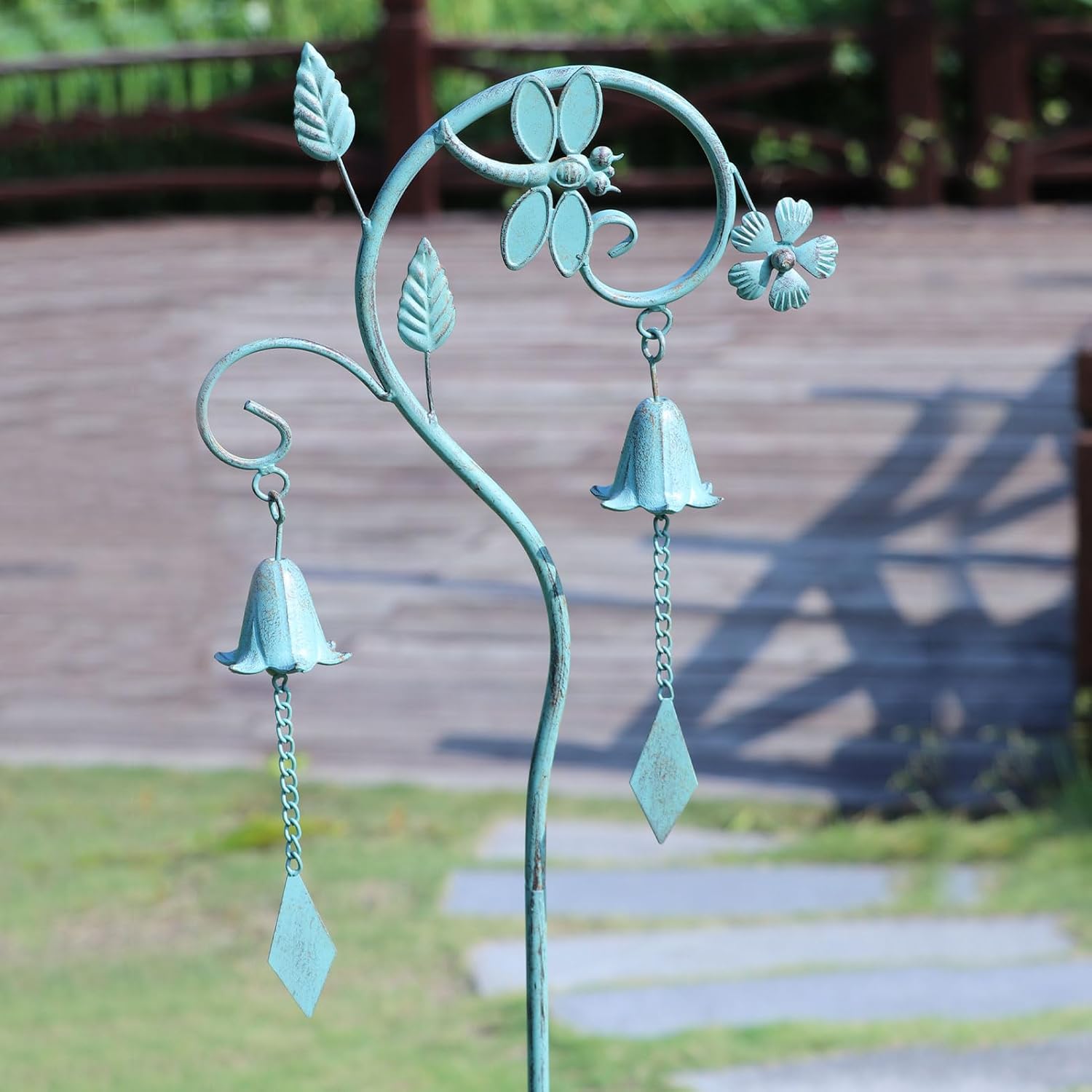 Dragonfly Garden Decor for Outside,Metal Yard Decor with Bell,Yard Art,Decorative Garden Stake,for Outdoor Garden
